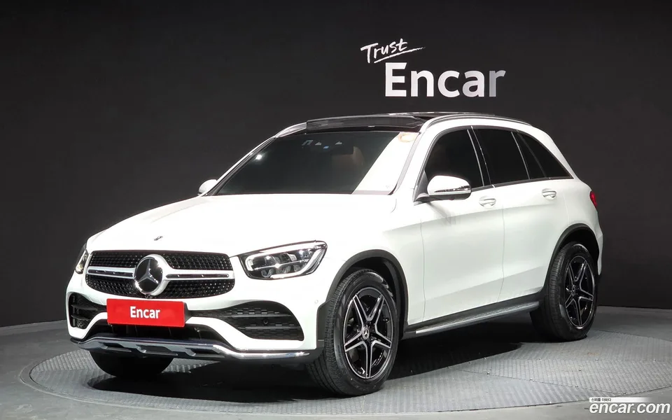 Mercedes-Benz GLC-Class GLC300 4MATIC 2022 — фото 1, купить с доставкой в Москву