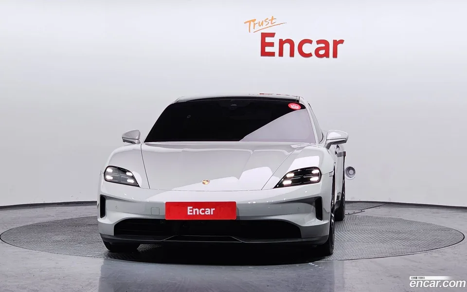 Porsche Taycan 4S 2025 — миниатюра 3