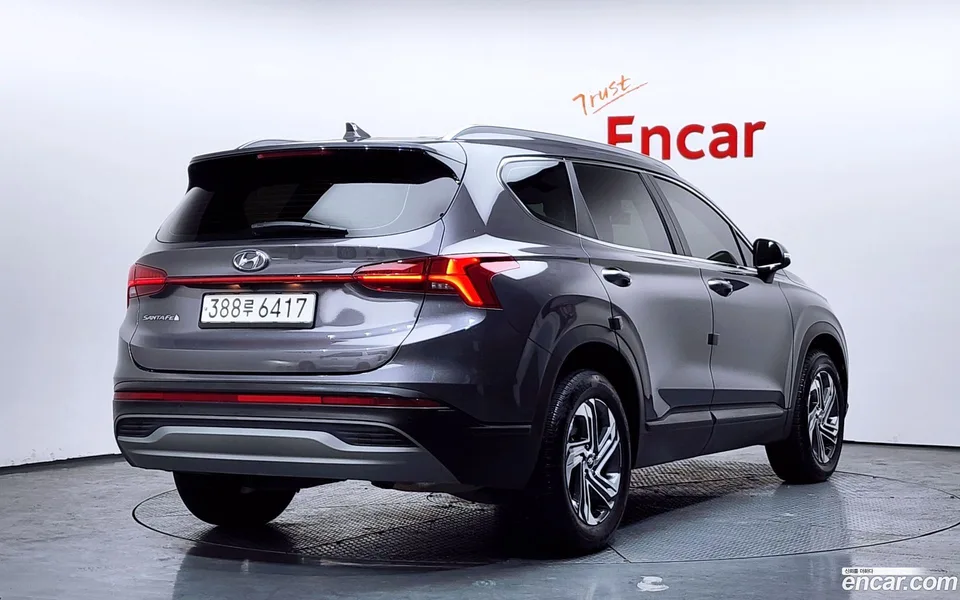 Hyundai SantaFe 2.2 2WD 2022 — миниатюра 2