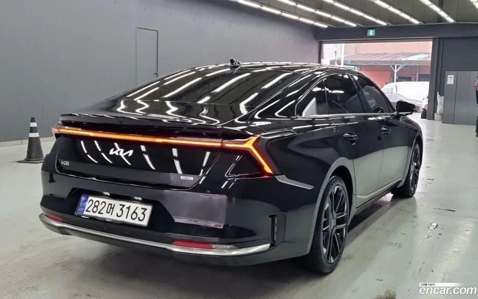 Kia K8 Hybrid 2025 — миниатюра 2