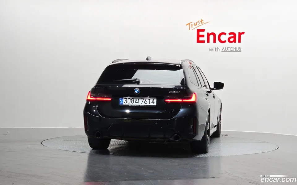 BMW 3 Series 320i M 2023 — миниатюра 4
