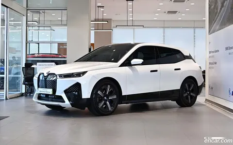 BMW iX 2025 купить в Москве
