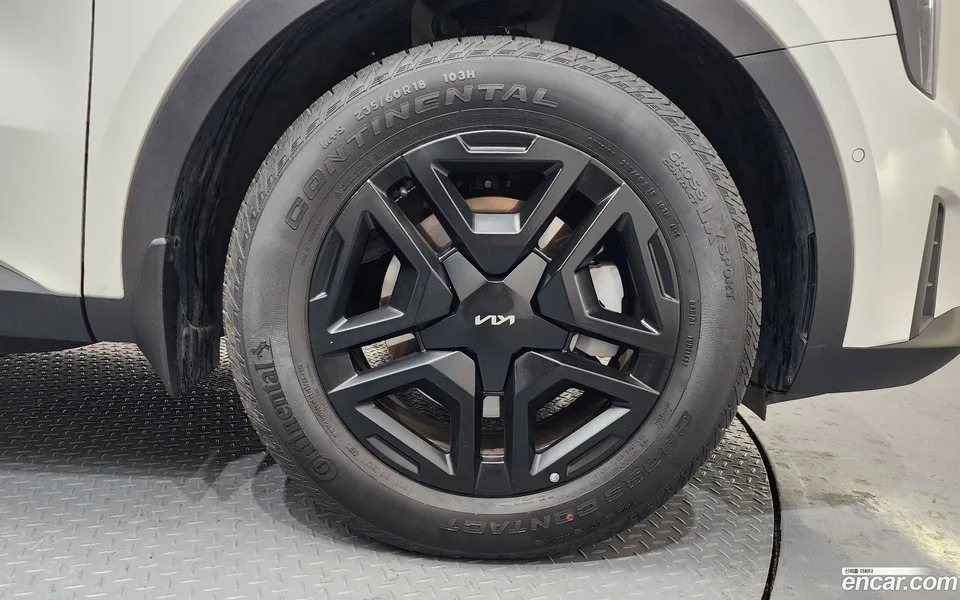 Kia Sorento HEV 1.6 2WD 2023 — миниатюра 5