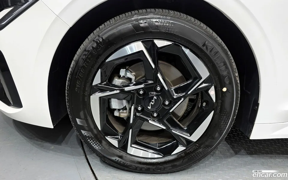 Kia K5 1.6 2025 — миниатюра 5