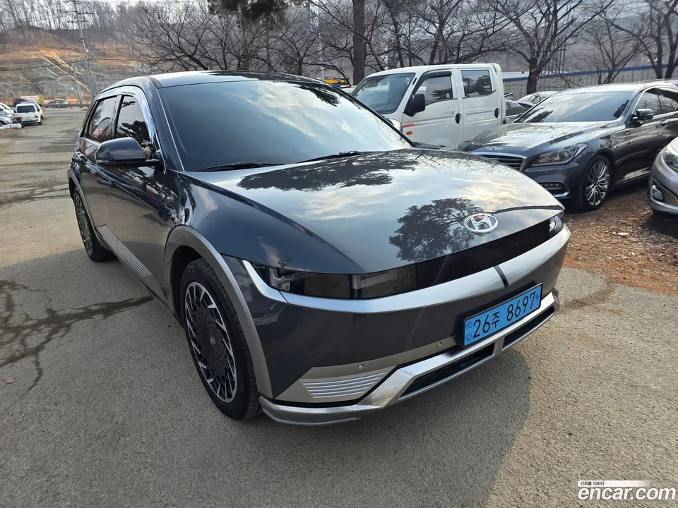 Hyundai Ioniq 5 2023 — миниатюра 2