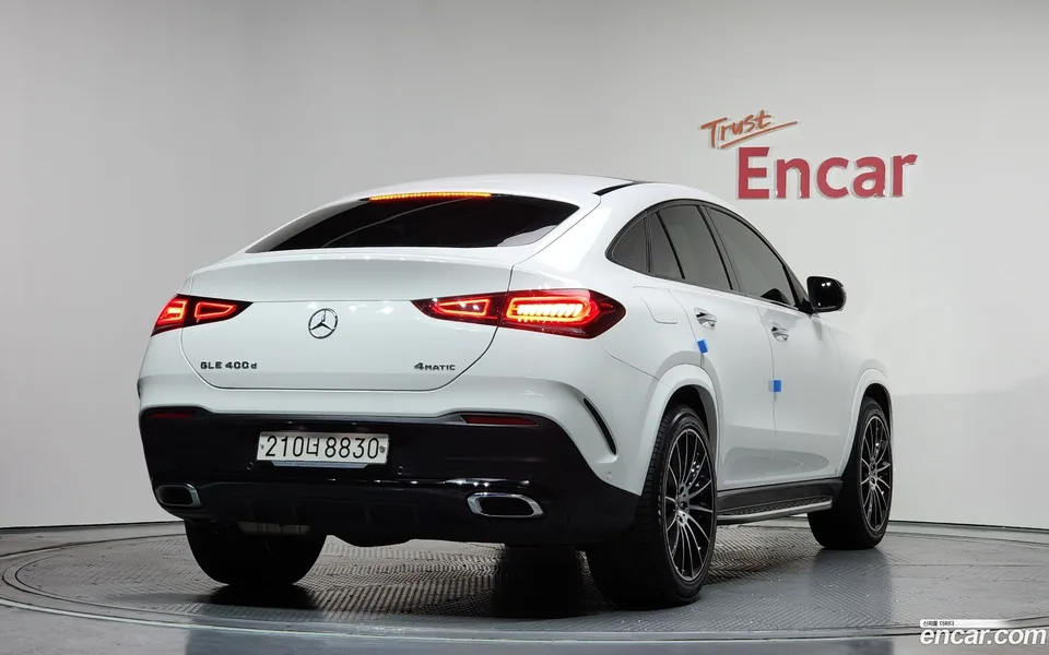 Mercedes-Benz GLE-Class GLE400d 4MATIC 2022 — миниатюра 2