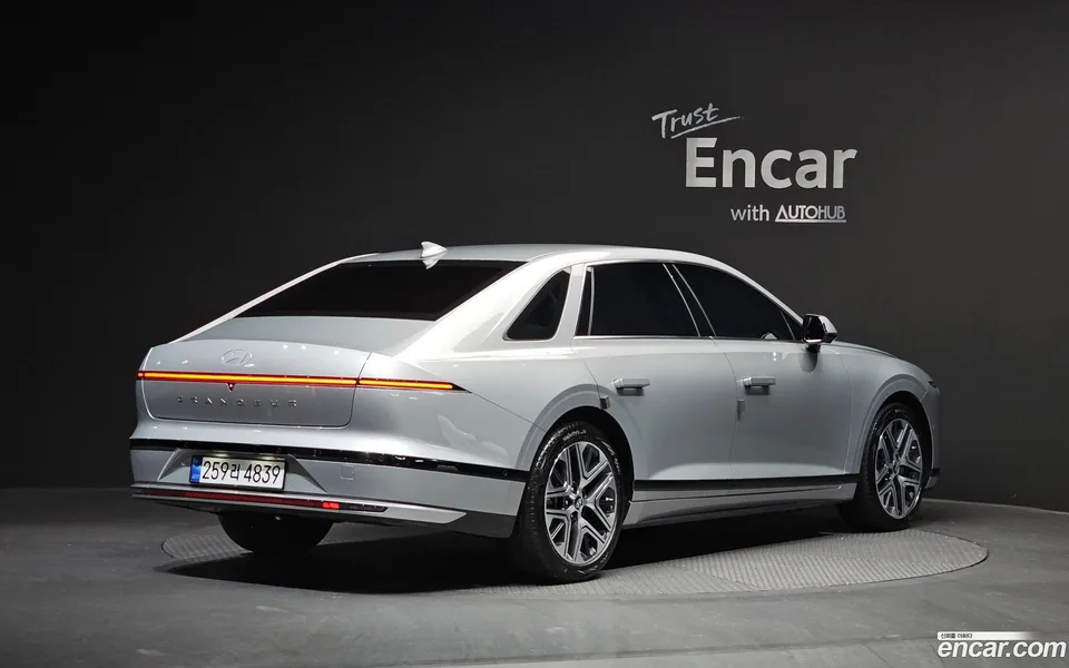 Hyundai Grandeur Hybrid 2025 — миниатюра 2