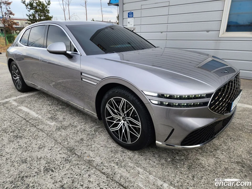 Genesis G90 3.5 2WD 2023 — миниатюра 3