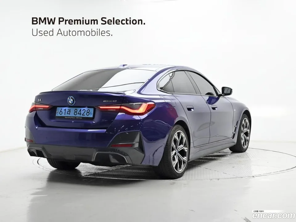 BMW i4 eDrive40 M 2023 — миниатюра 2