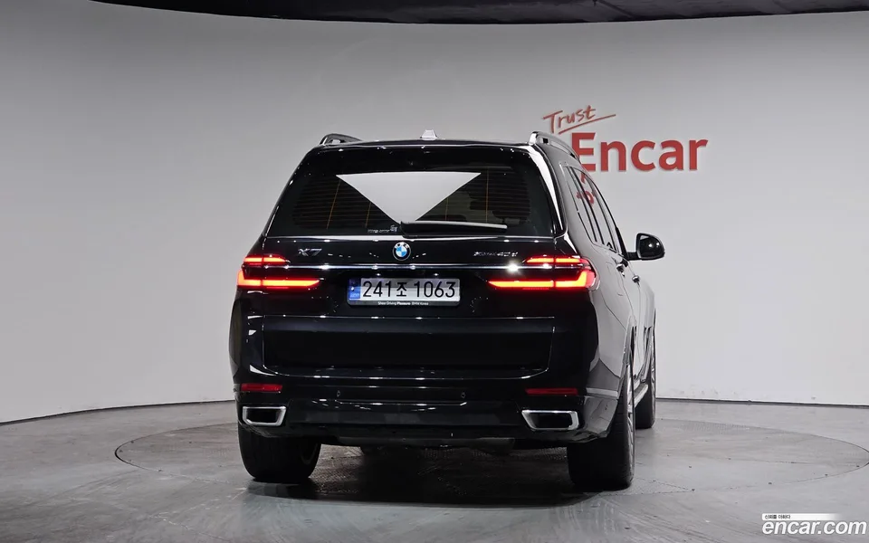 BMW X7 xDrive 40d 7 2024 — миниатюра 4