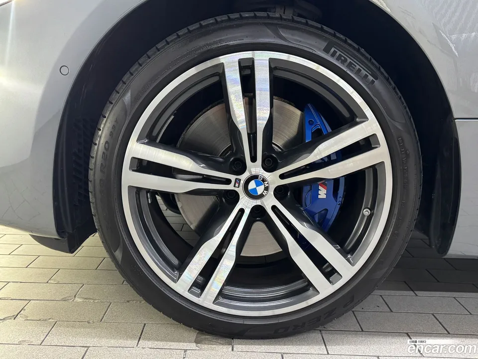 BMW 6 Series GT 630i xDrive M 2023 — миниатюра 5