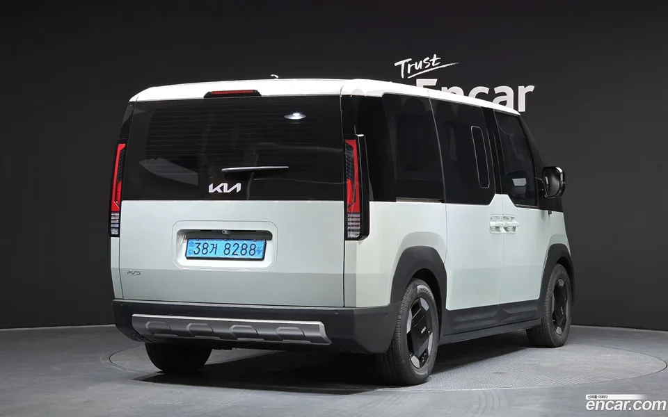 Kia PV5 2025 — миниатюра 2