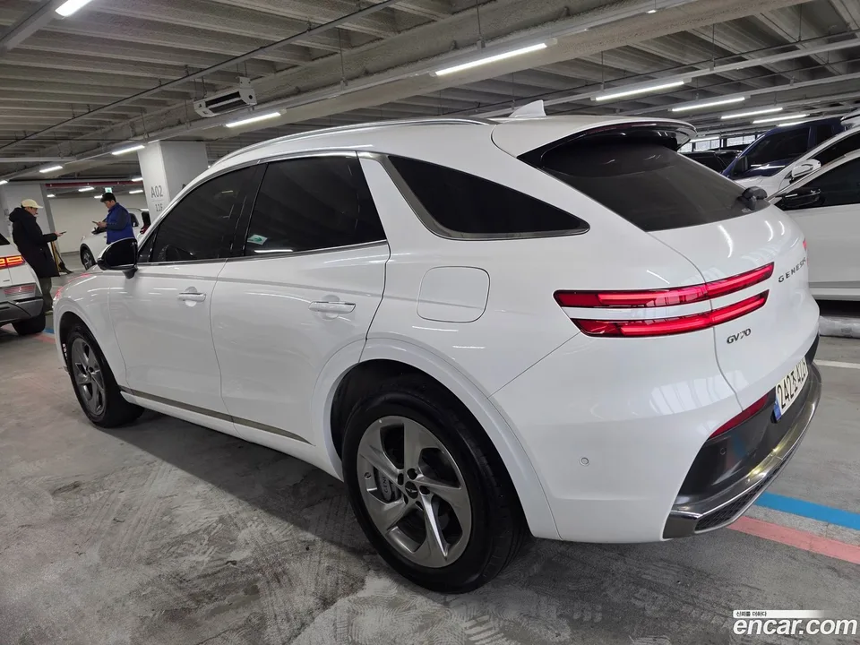 Genesis GV70 2.5T AWD 2024 — миниатюра 5