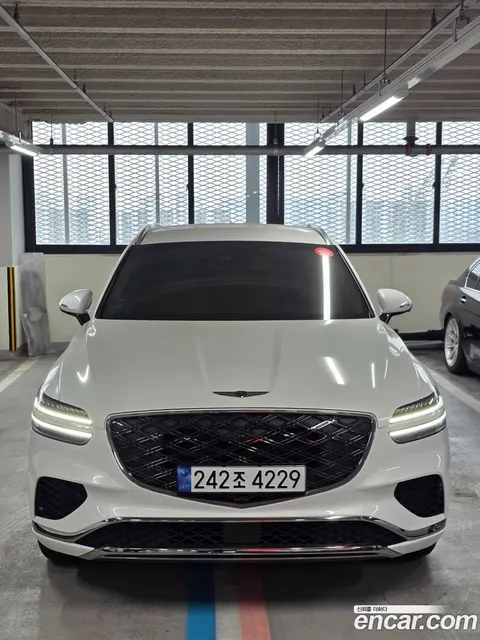 Genesis GV70 2024 купить в Москве