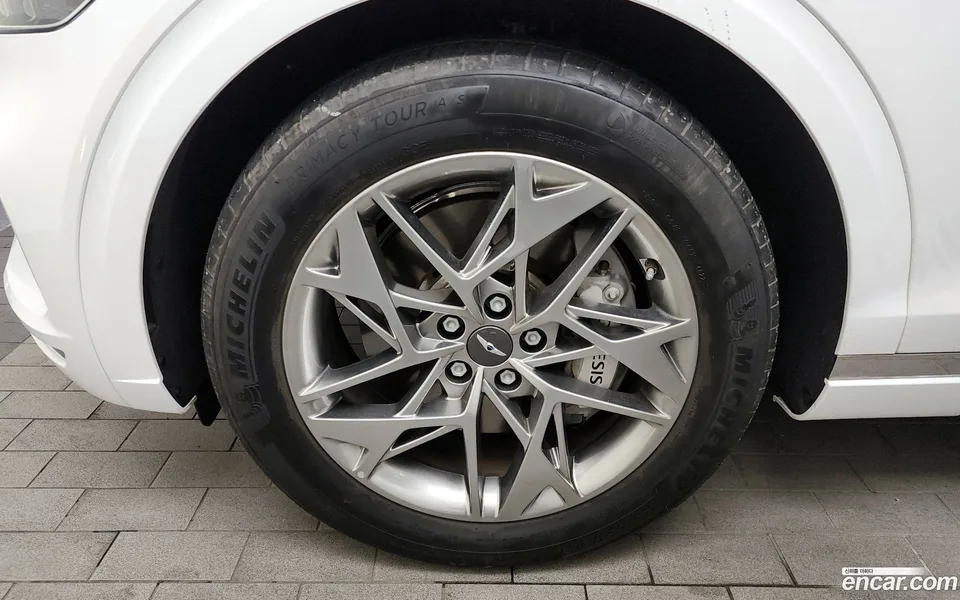 Genesis GV70 2.5T 2WD 2023 — миниатюра 5