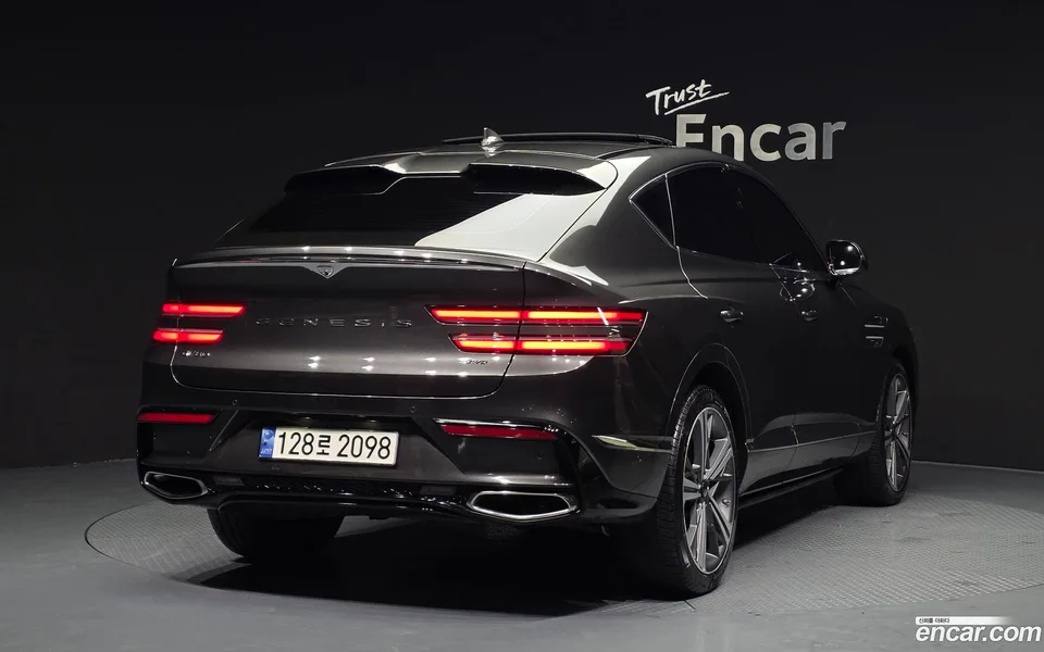 Genesis GV80 Coupe 2.5T AWD 2024 — миниатюра 2