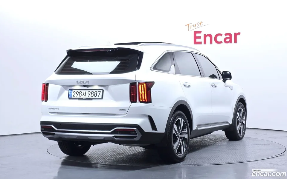 Kia Sorento HEV 1.6 2WD 2022 — миниатюра 2