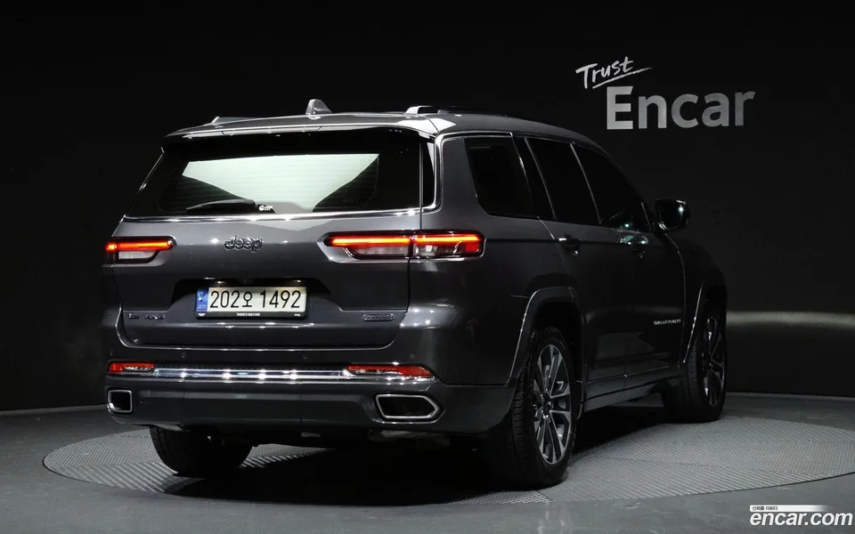 Jeep Grand Cherokee L 3.6 2022 — миниатюра 2