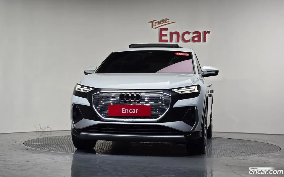 Audi Q4 e-tron 40 2022 — миниатюра 3