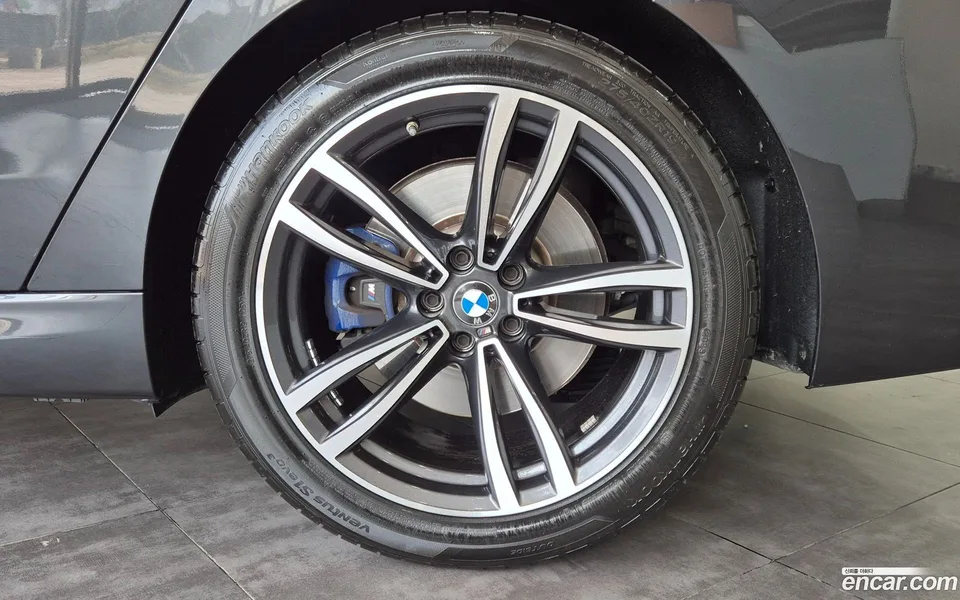 BMW 6 Series GT 620d M 2024 — миниатюра 5