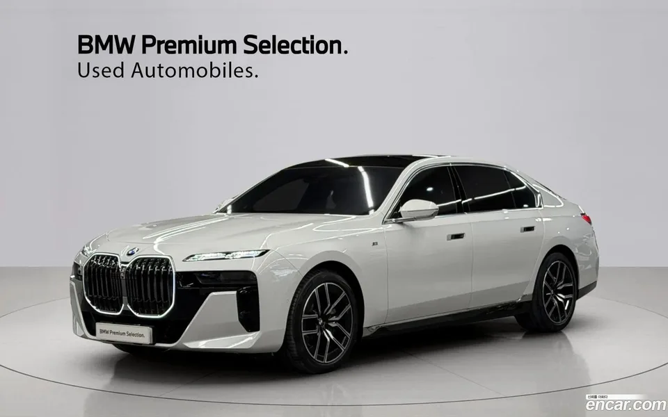 BMW 7 Series 740i xDrive M 2025 — фото 1, купить с доставкой в Москву