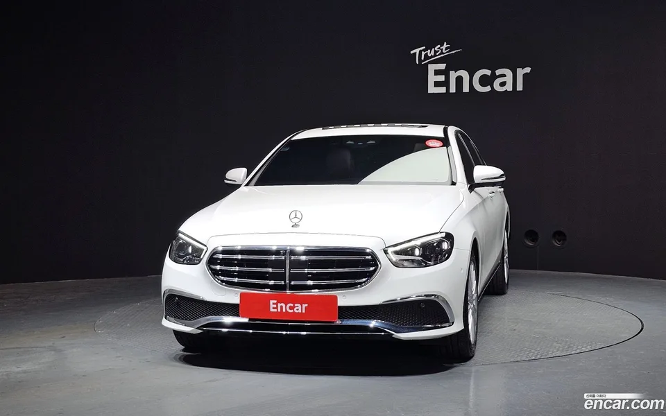 Mercedes-Benz E-Class E250 2022 — миниатюра 3