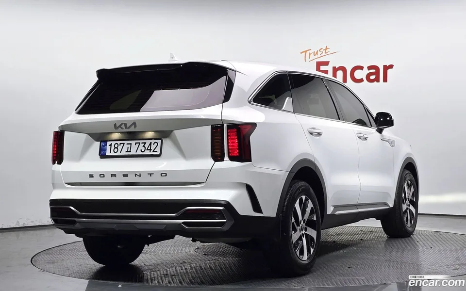 Kia Sorento 2.2 2WD 2022 — миниатюра 2