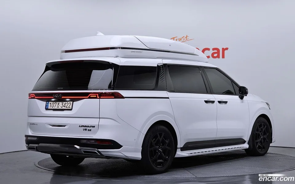 Kia Carnival 7 2023 — миниатюра 2
