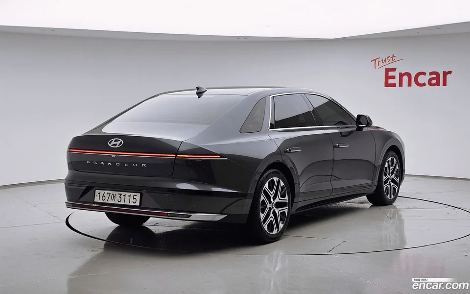 Hyundai Grandeur 3.5 4WD 2023 — миниатюра 2