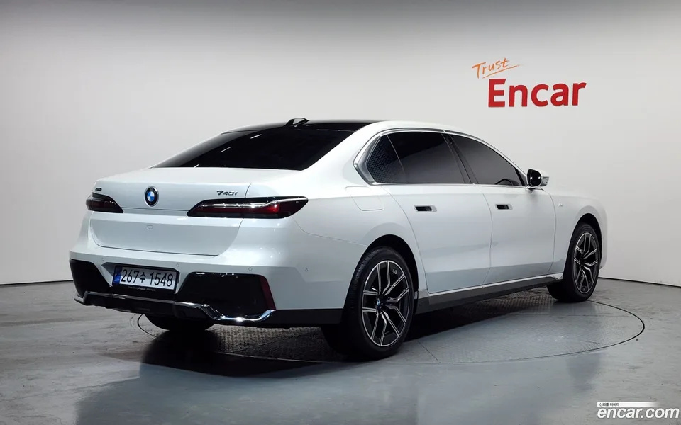 BMW 7 Series 740i xDrive M 2024 — миниатюра 2
