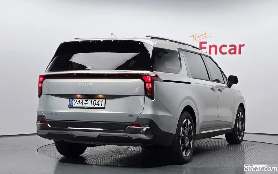 Kia Carnival HEV 7 2024 — миниатюра 2