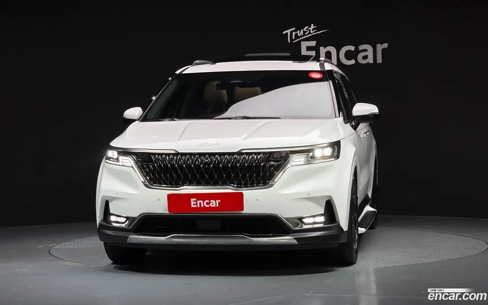 Kia Carnival 7 2023 — миниатюра 3