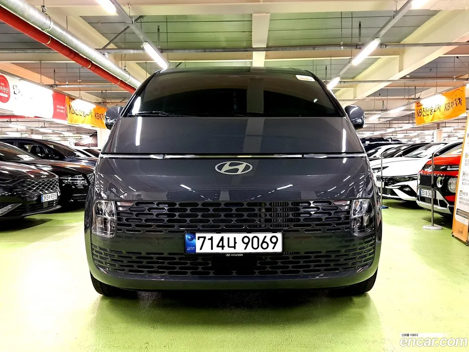 Hyundai Staria 4WD 11 2025 — миниатюра 3