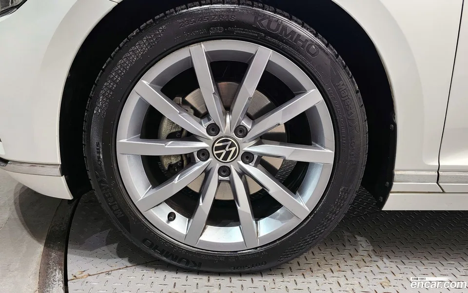 Volkswagen Passat GT 2.0 TDI 2022 — миниатюра 5