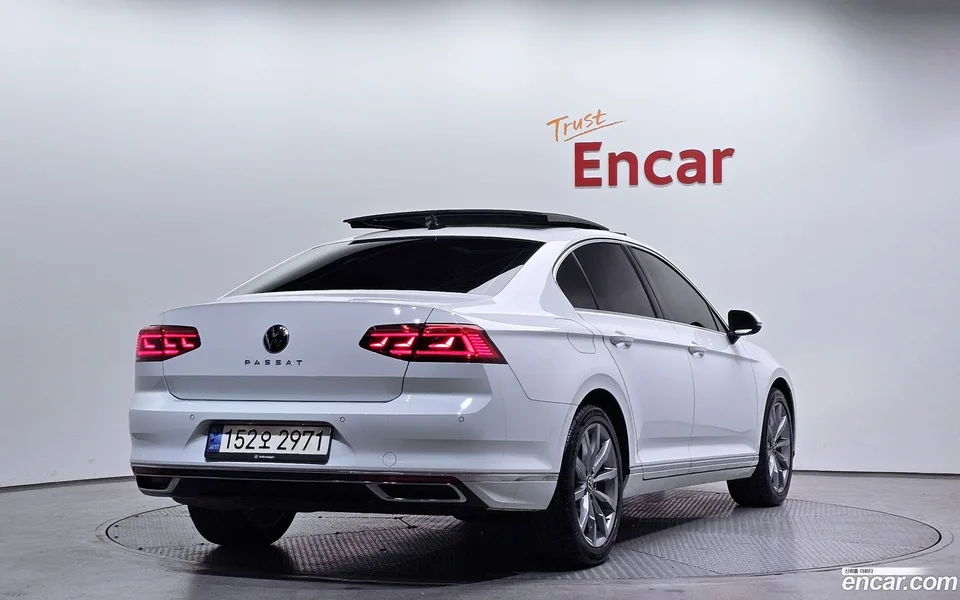 Volkswagen Passat GT 2.0 TDI 2022 — миниатюра 2