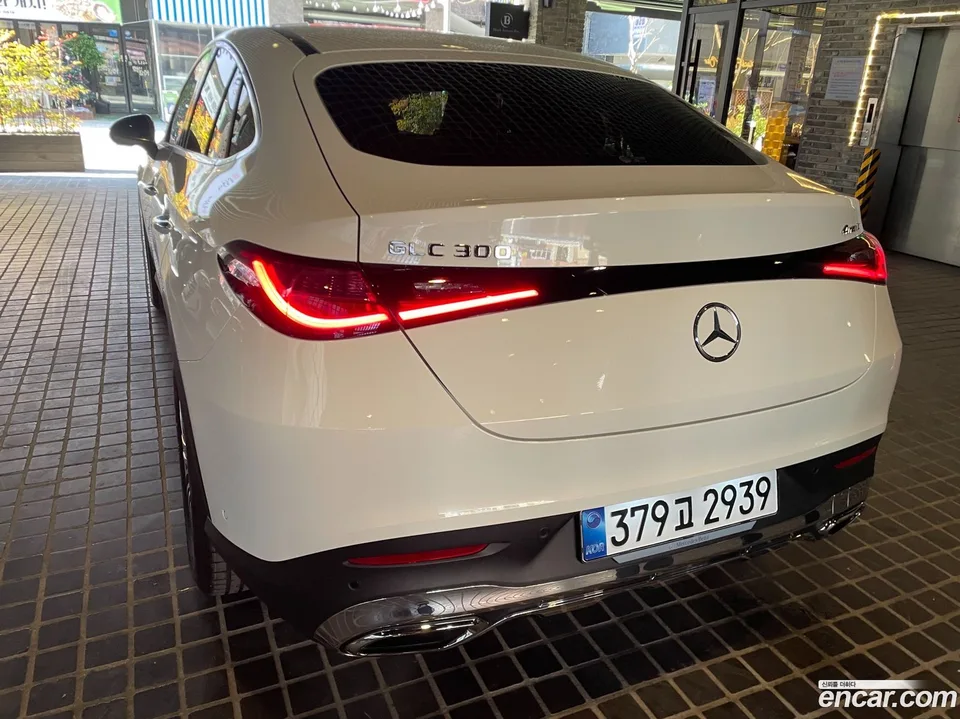 Mercedes-Benz GLC-Class GLC300 4MATIC 2026 — миниатюра 2