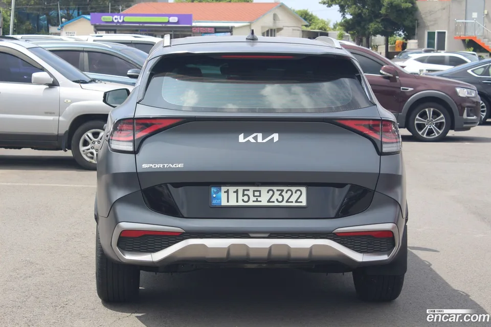 Kia Sportage 1.6 2WD 2022 — миниатюра 3