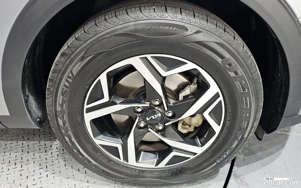 Kia Sportage 2.0 2WD 2023 — миниатюра 5