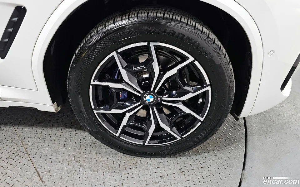BMW X4 xDrive20i M 2022 — миниатюра 5