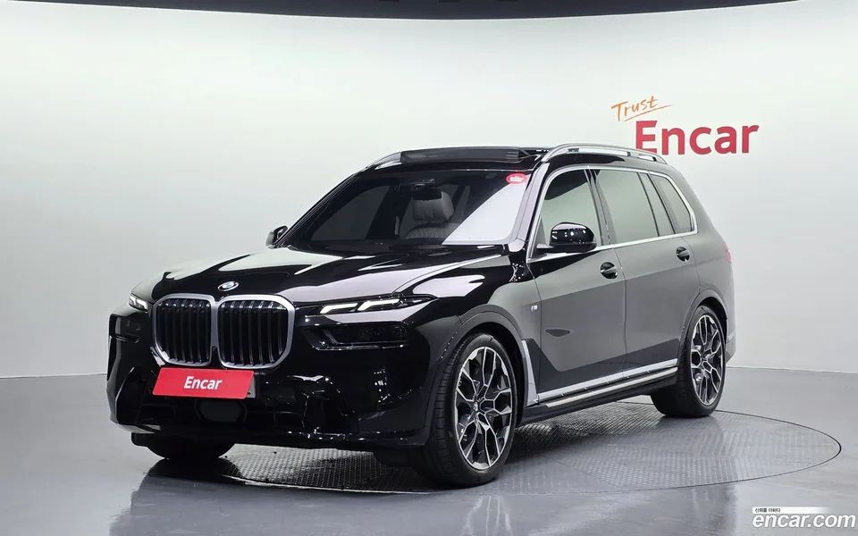 BMW X7 xDrive 40i M 6 2024 — фото 1, купить с доставкой в Москву