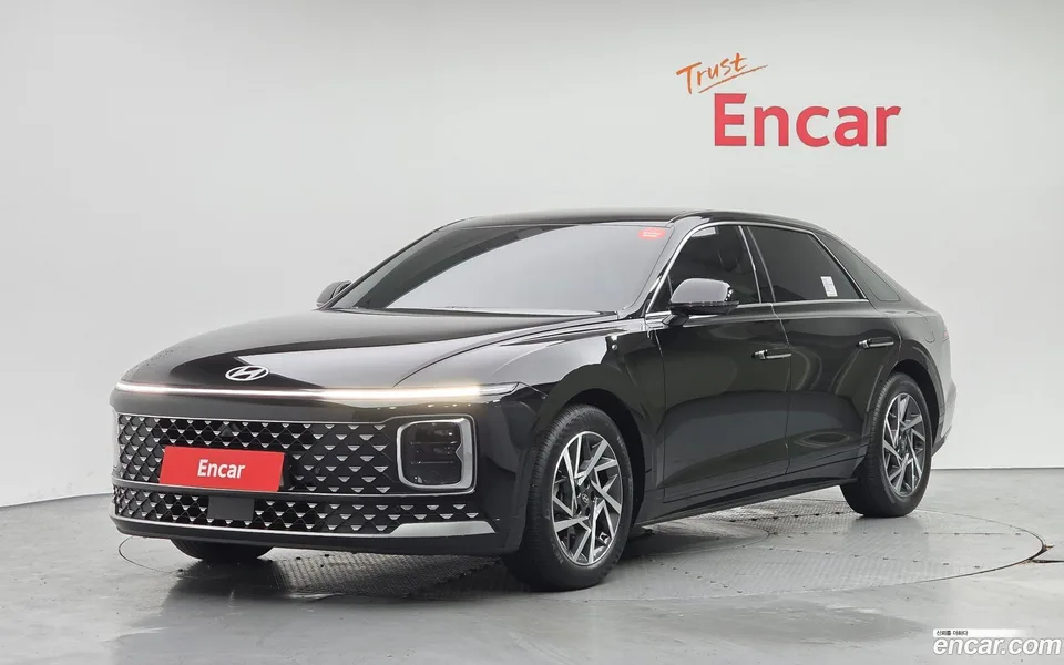 Hyundai Grandeur 2.5 2WD 2024 — фото 1, купить с доставкой в Москву