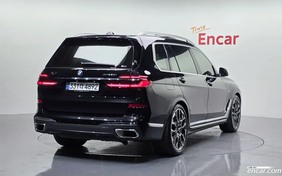 BMW X7 xDrive 40i M 6 2024 — миниатюра 2