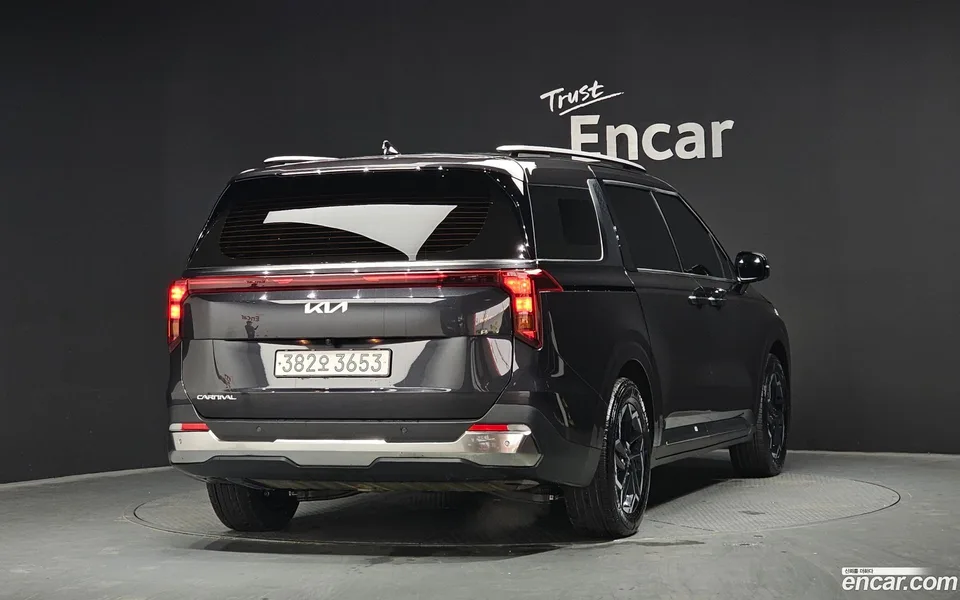 Kia Carnival 9 2024 — миниатюра 2