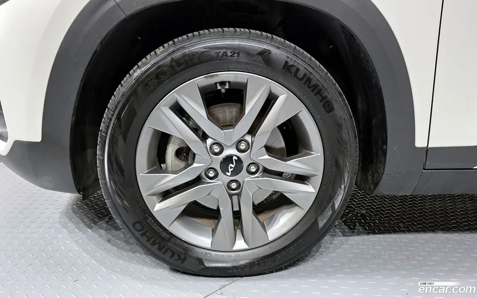 Kia Seltos 1.6 2WD 2022 — миниатюра 5