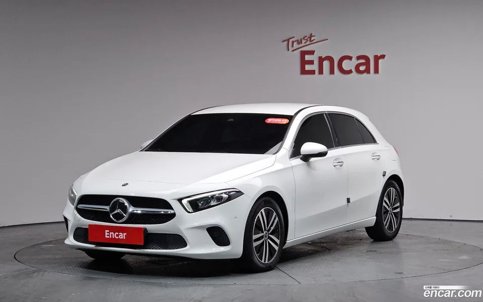 Mercedes-Benz A-Class A220 2022 — фото 1, купить с доставкой в Москву
