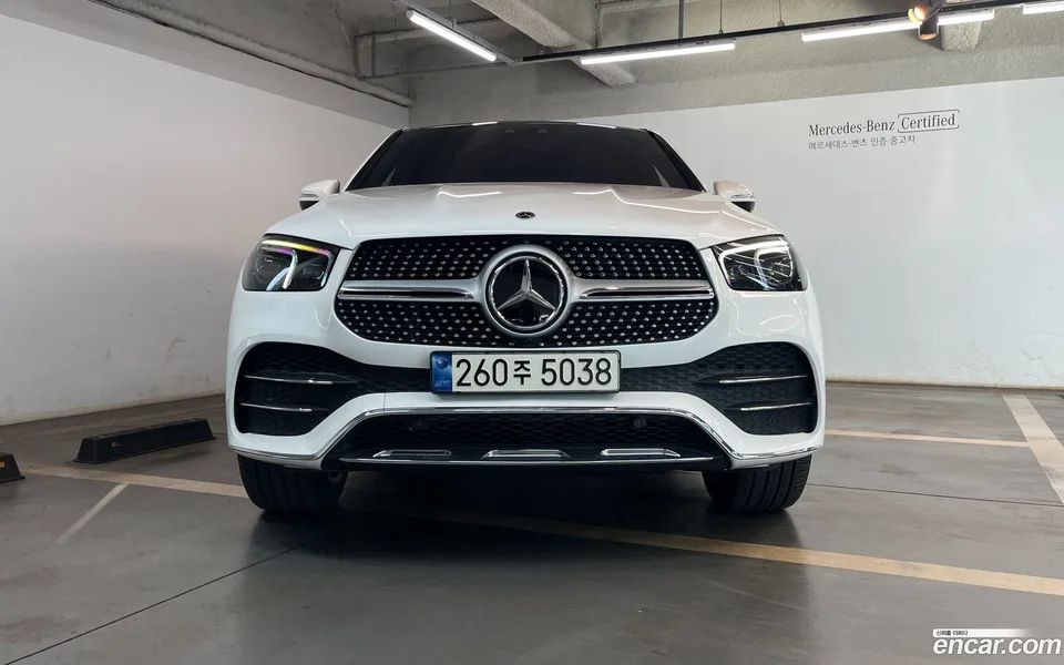 Mercedes-Benz GLE-Class GLE400d 4MATIC 2023 — миниатюра 3