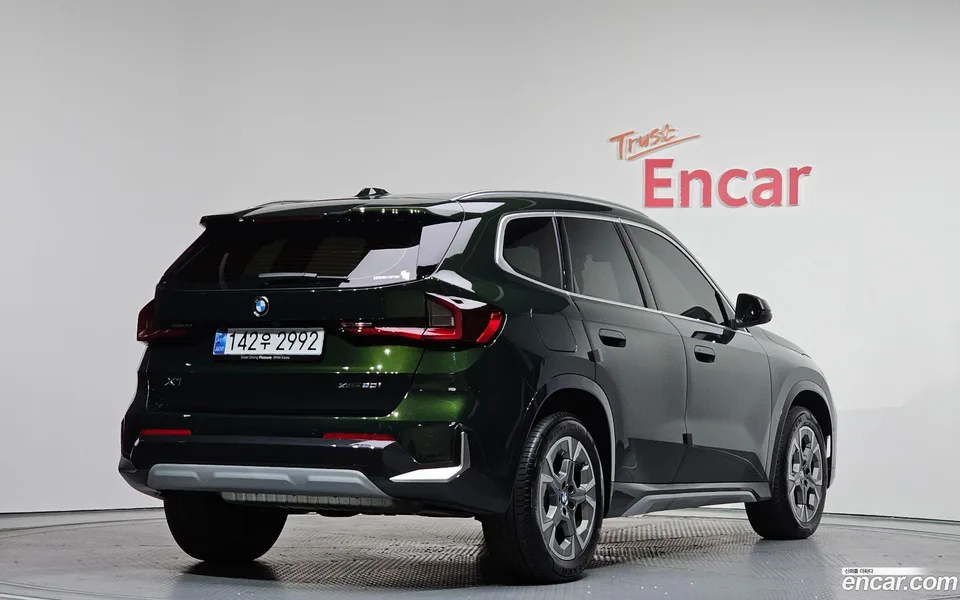 BMW X1 xDrive 20i xLine 2024 — миниатюра 2