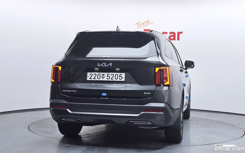 Kia Sorento HEV 1.6 4WD 2023 — миниатюра 4