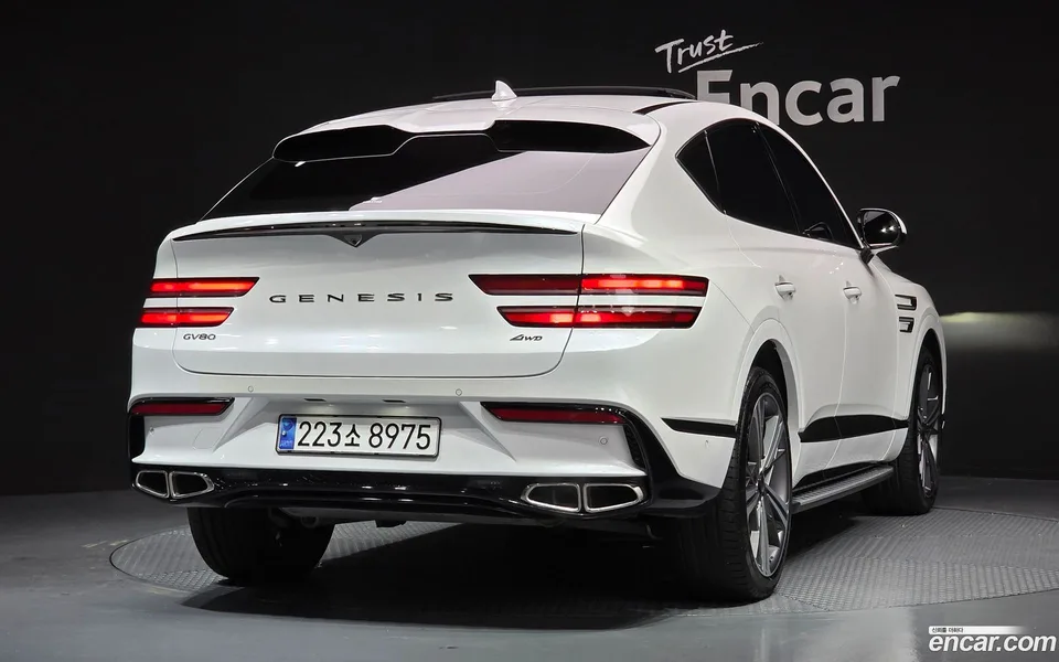 Genesis GV80 Coupe 3.5T e-S/C AWD 2024 — миниатюра 2