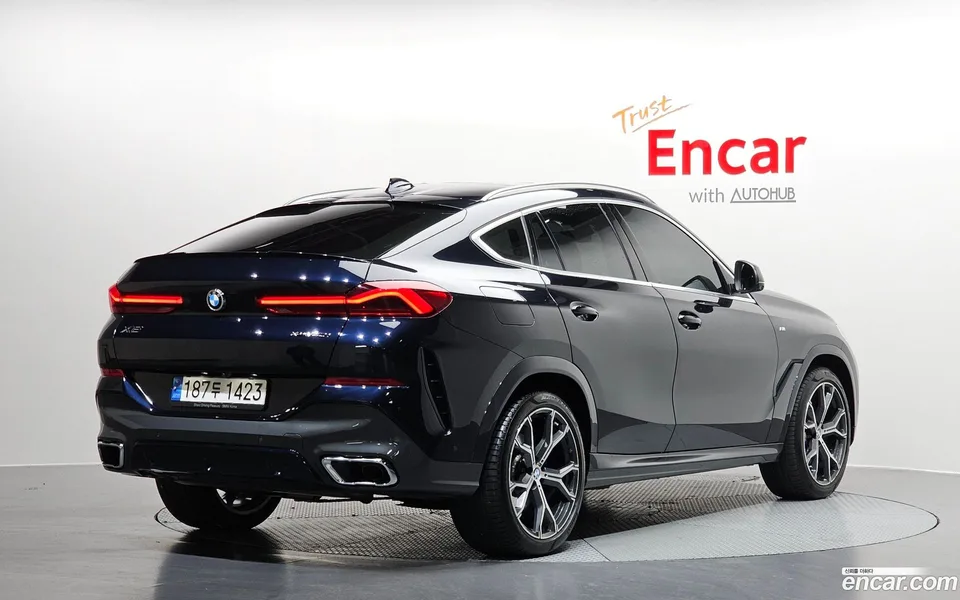 BMW X6 xDrive40i M 2022 — миниатюра 2